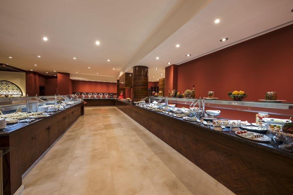 Helnan Dream Hotel And Conference Center 6th of October City Eksteriør bilde The buffet at the Grand Hyatt Hotel, Amman, Jordan